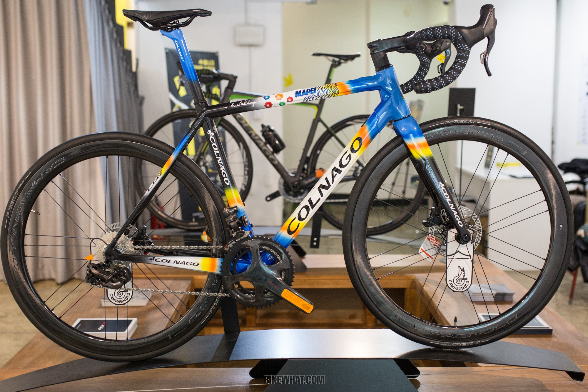 news_colnago_popup_5.jpg