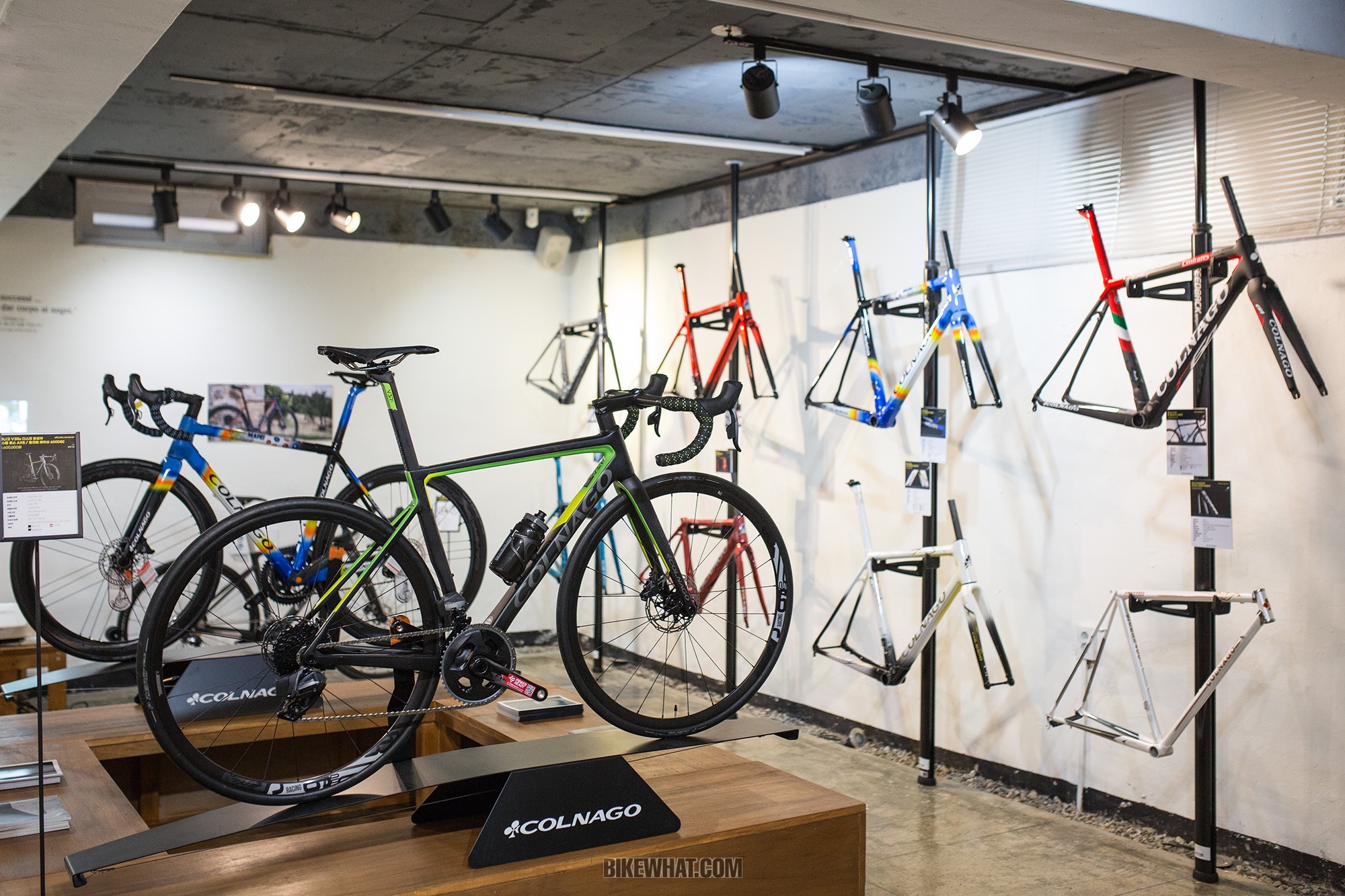 news_colnago_popup_1.jpg