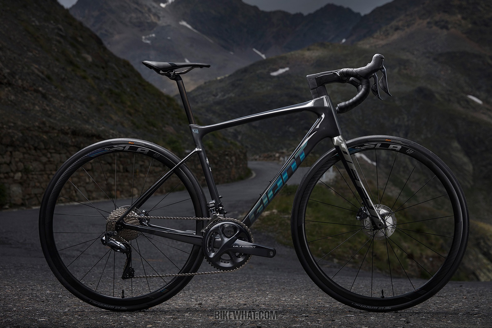 news_Giant_Defy_testride_1.jpg