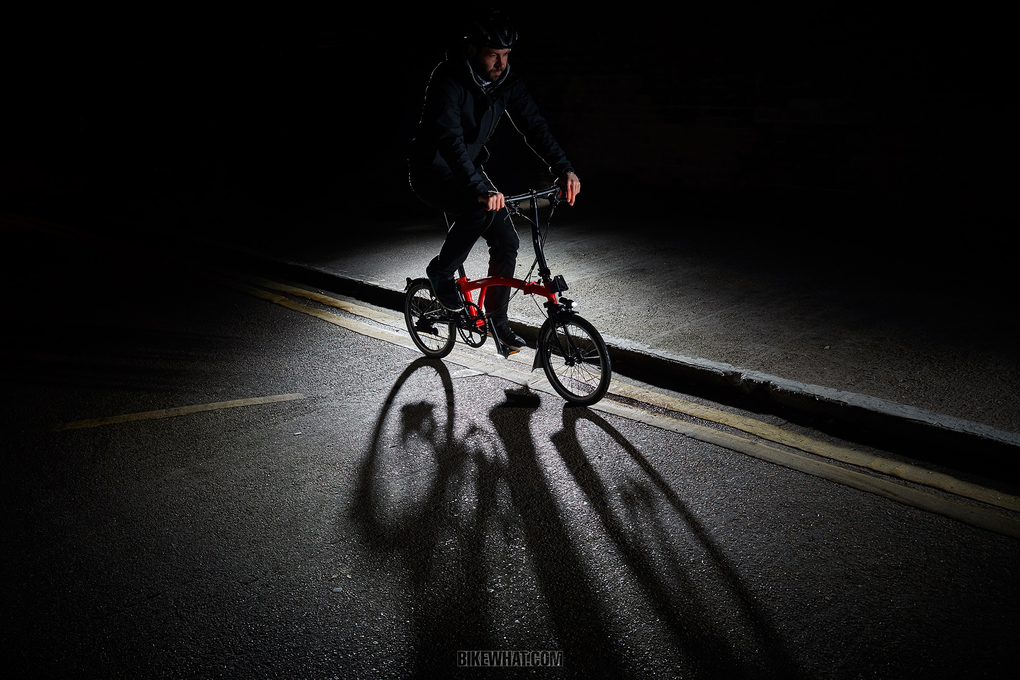 gear_Brompton_black_edition_2.jpg