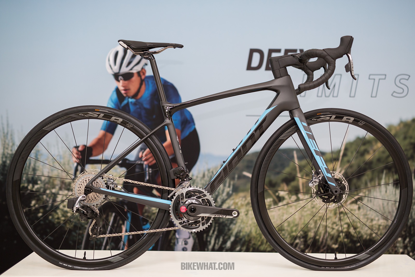 Gear_Giant_2020_Defy_adv_pro0.jpg