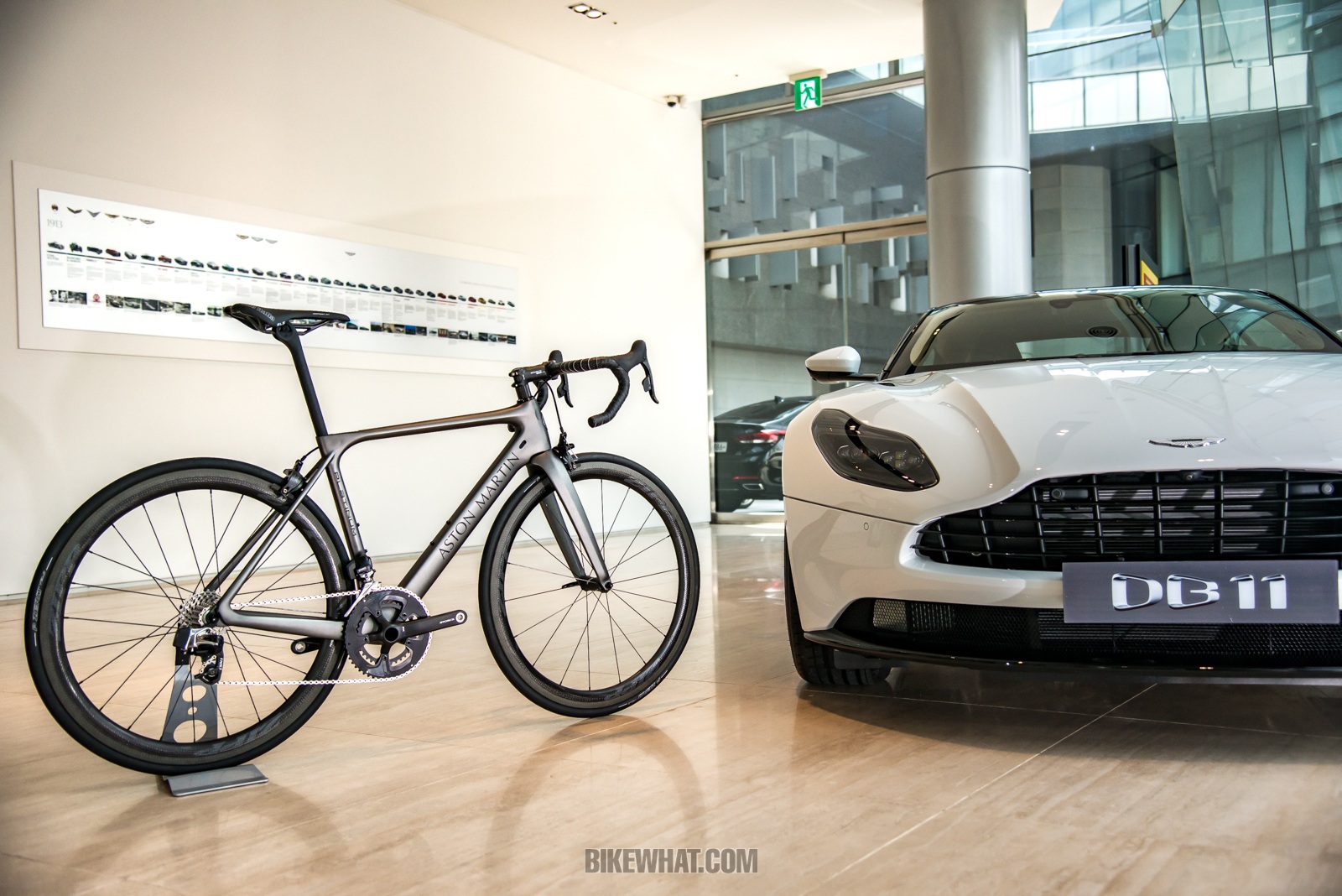 gear_aston_martin_10.jpg