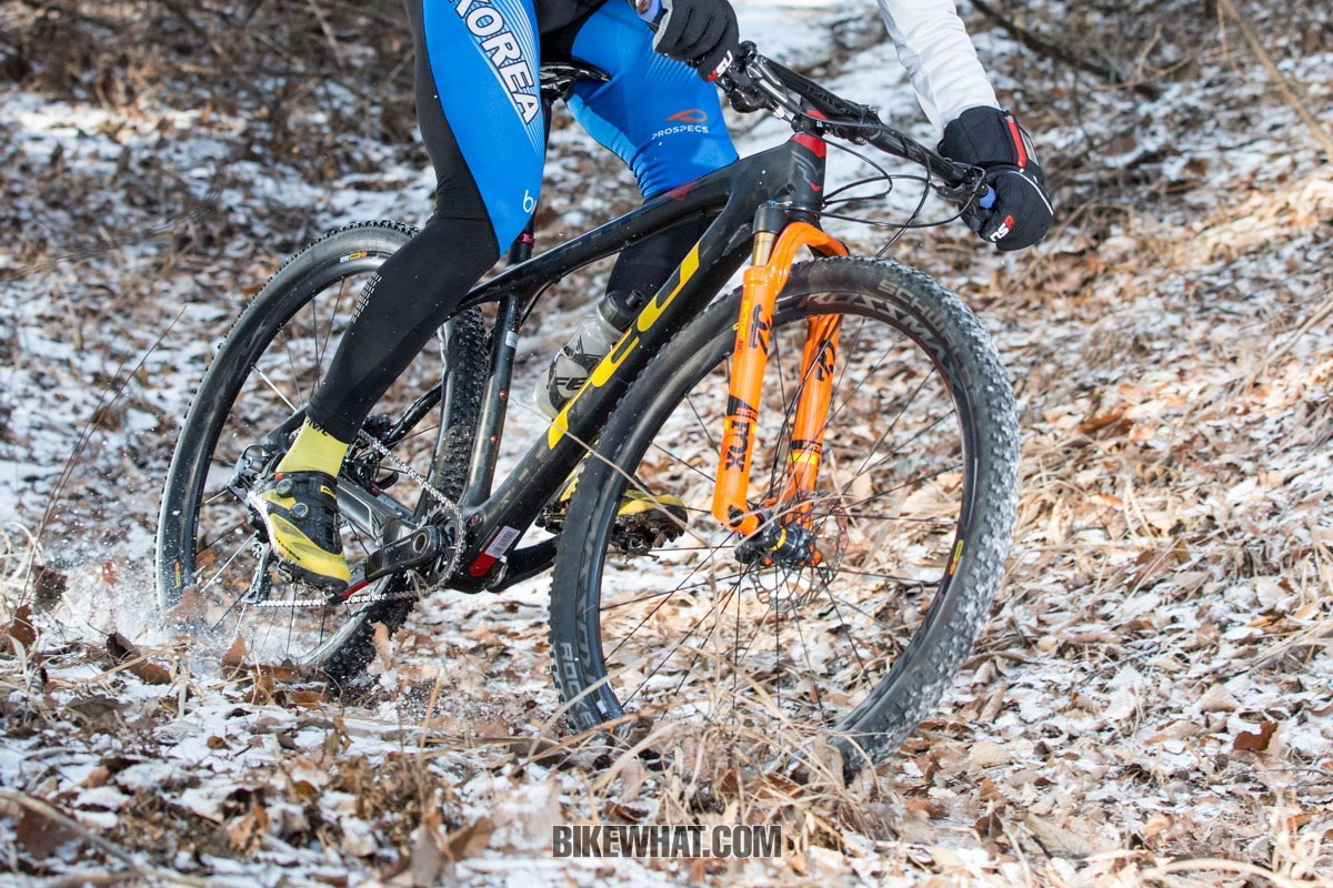 MAVIC_CrossMAX_Pro_Cab_16.jpg