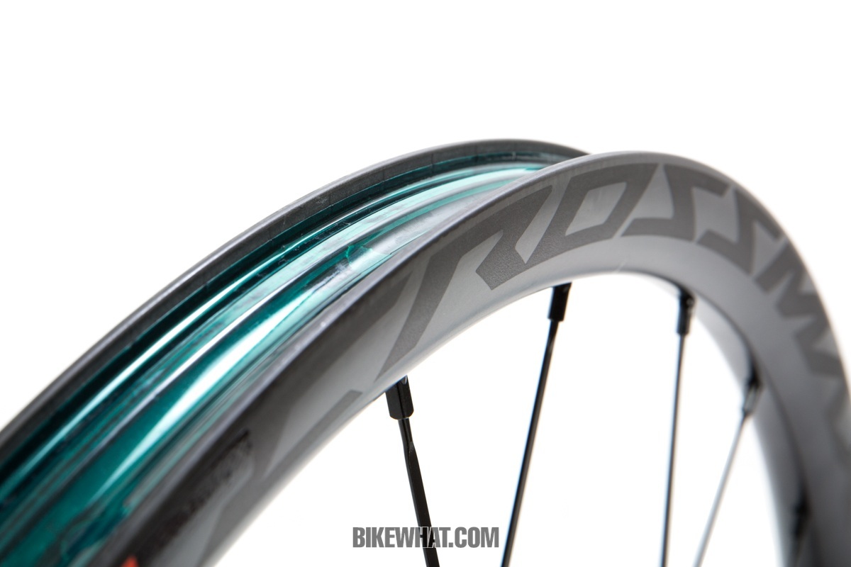 MAVIC_CrossMAX_Pro_Cab_06.jpg