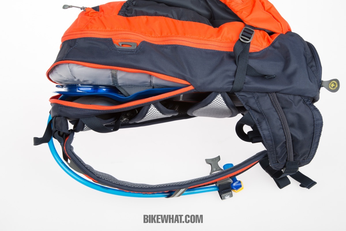 camelbak_mule_nv_09.jpg