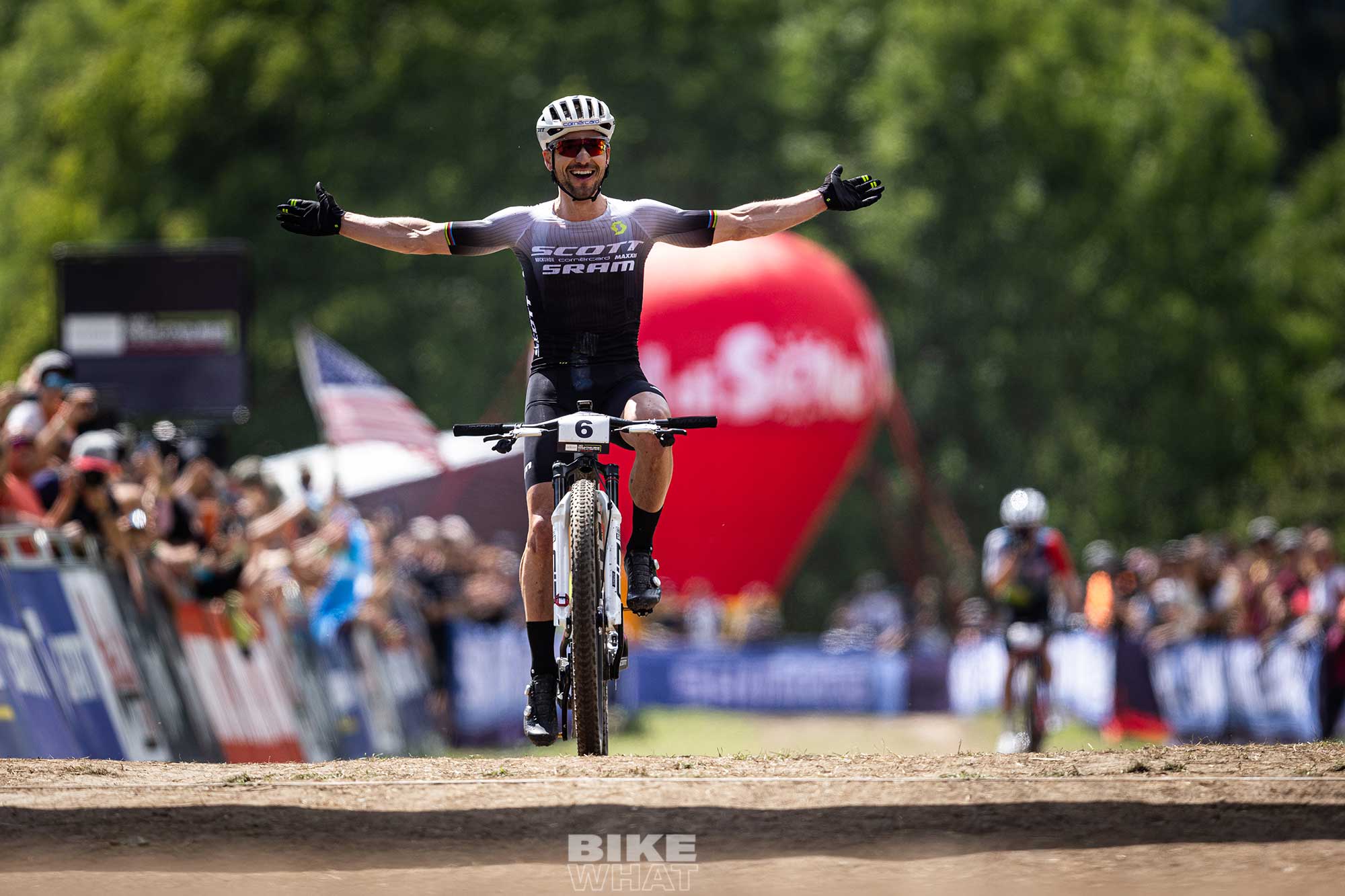 news_Nino_Schurter_makes_UCI_World_Cup_history_at_Val_di_Sole__4
