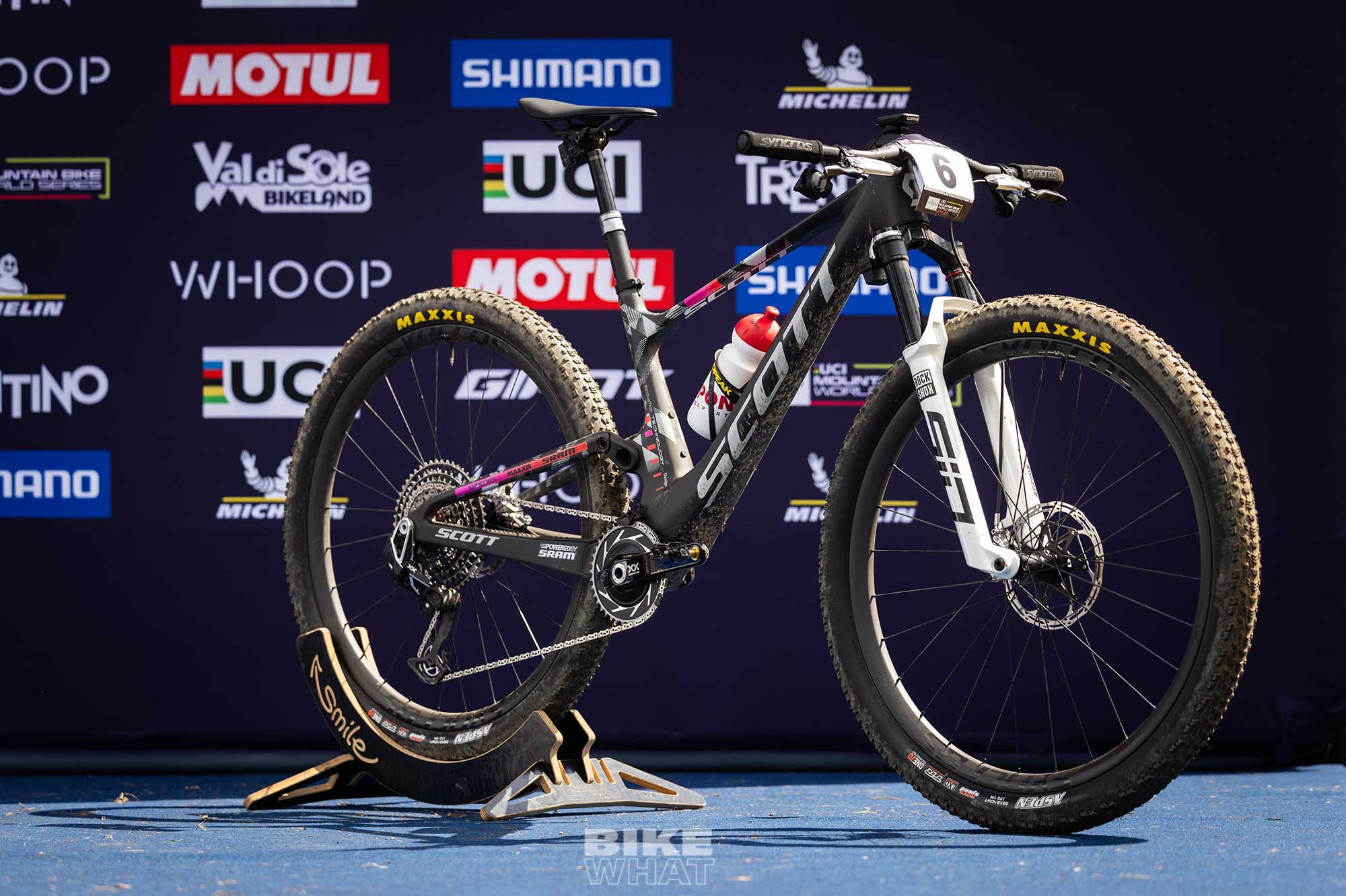 news_Nino_Schurter_makes_UCI_World_Cup_history_at_Val_di_Sole__6
