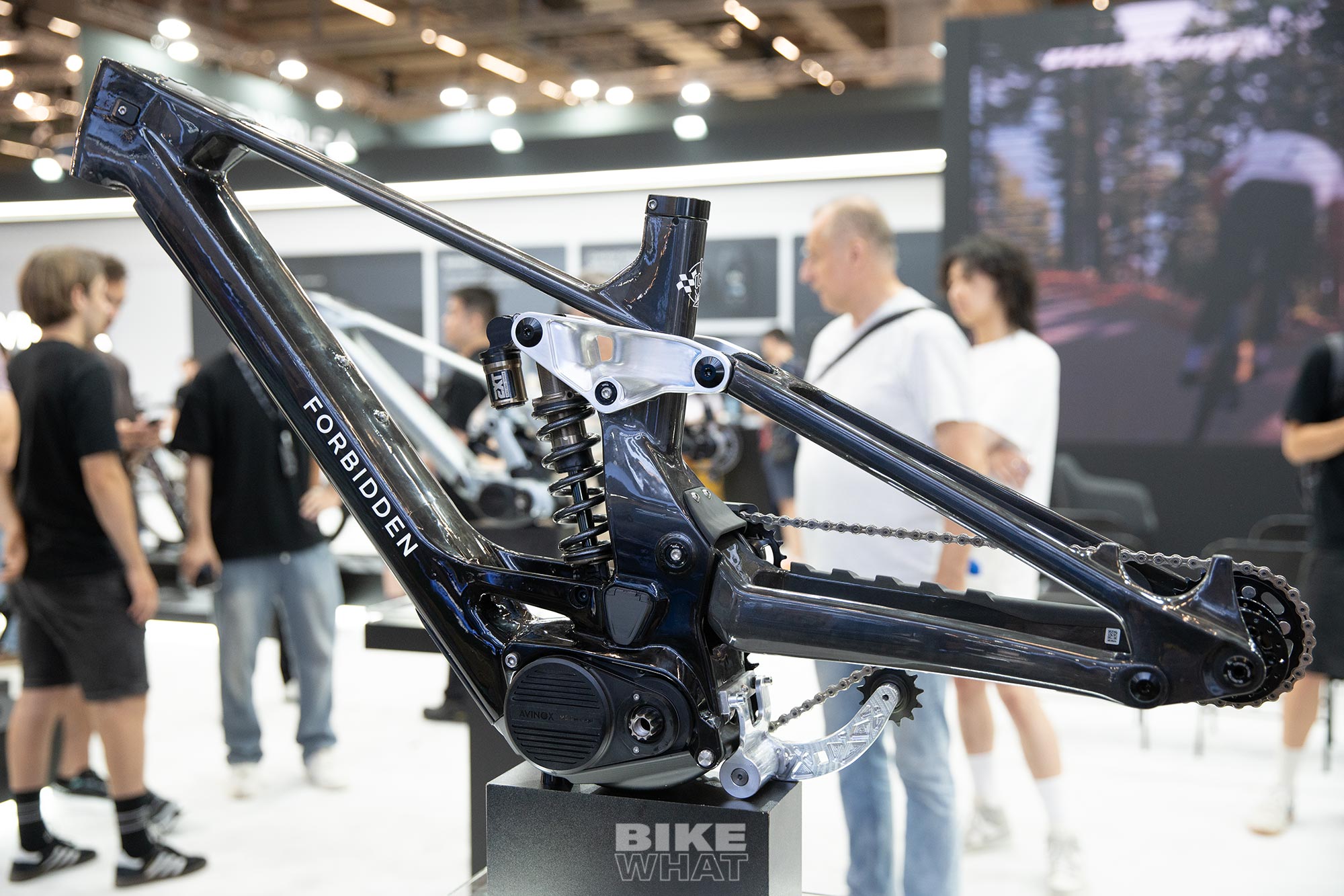 news_2026_eurobike_avinox_mg_concept_forbidden_prototype
