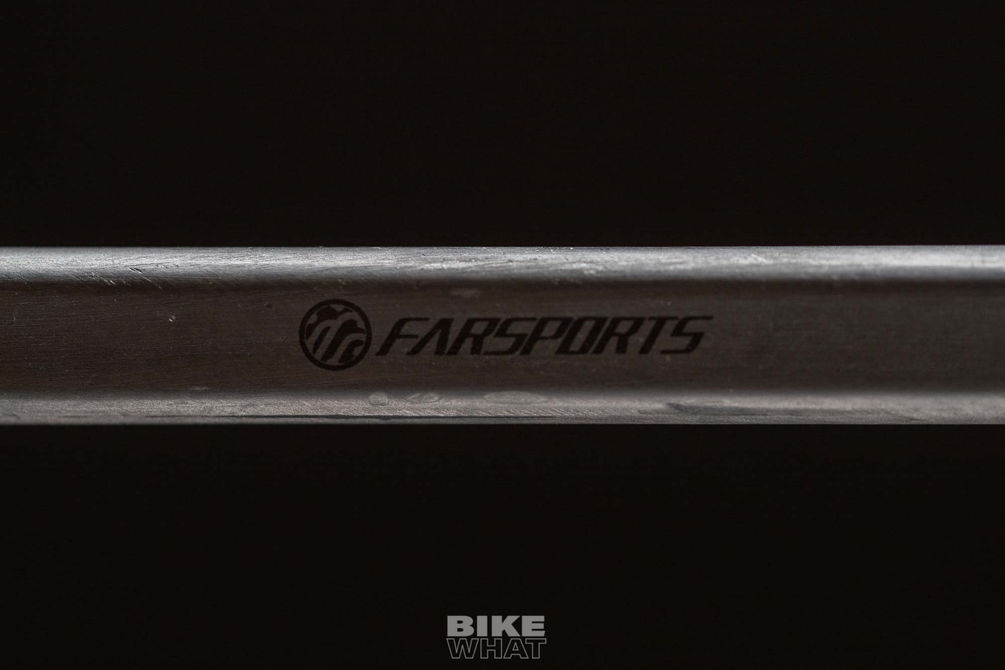 파스포츠 × 임토스 초경량 카본 스루액슬 이미지 gear_farsports_imtos_carbon_thru_axle_12
