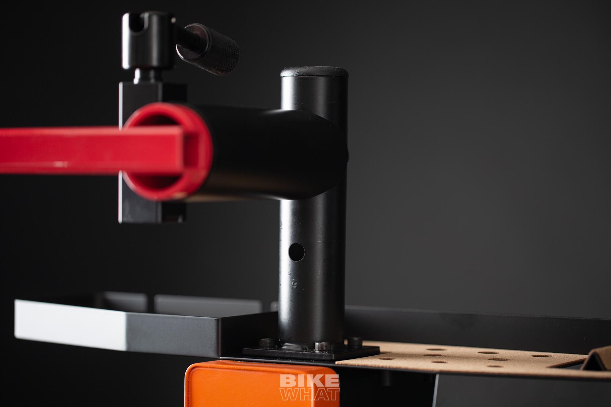 렘코 전동 바이크 리프트 리페어 스탠드 이미지 gear_remco_electric_bicycle_repair_stand_24