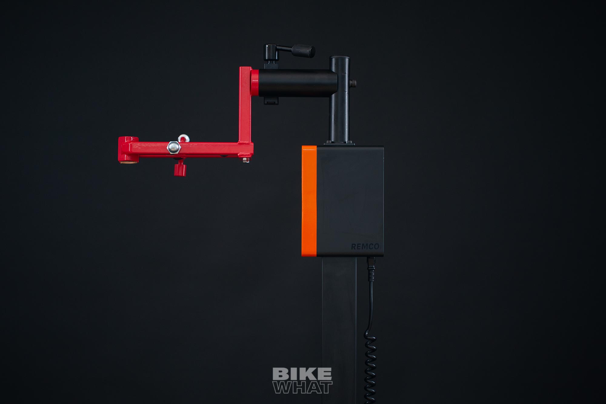 렘코 전동 바이크 리프트 리페어 스탠드 이미지 gear_remco_electric_bicycle_repair_stand_3